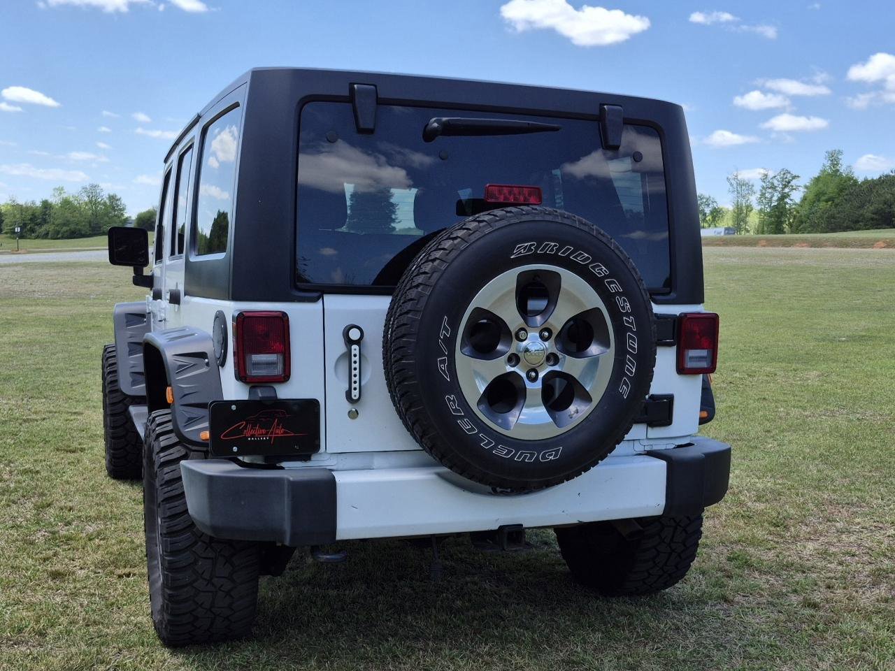Used 2016 Jeep Wrangler Unlimited Sahara w/ Max Tow Package AWD/4WD image 7