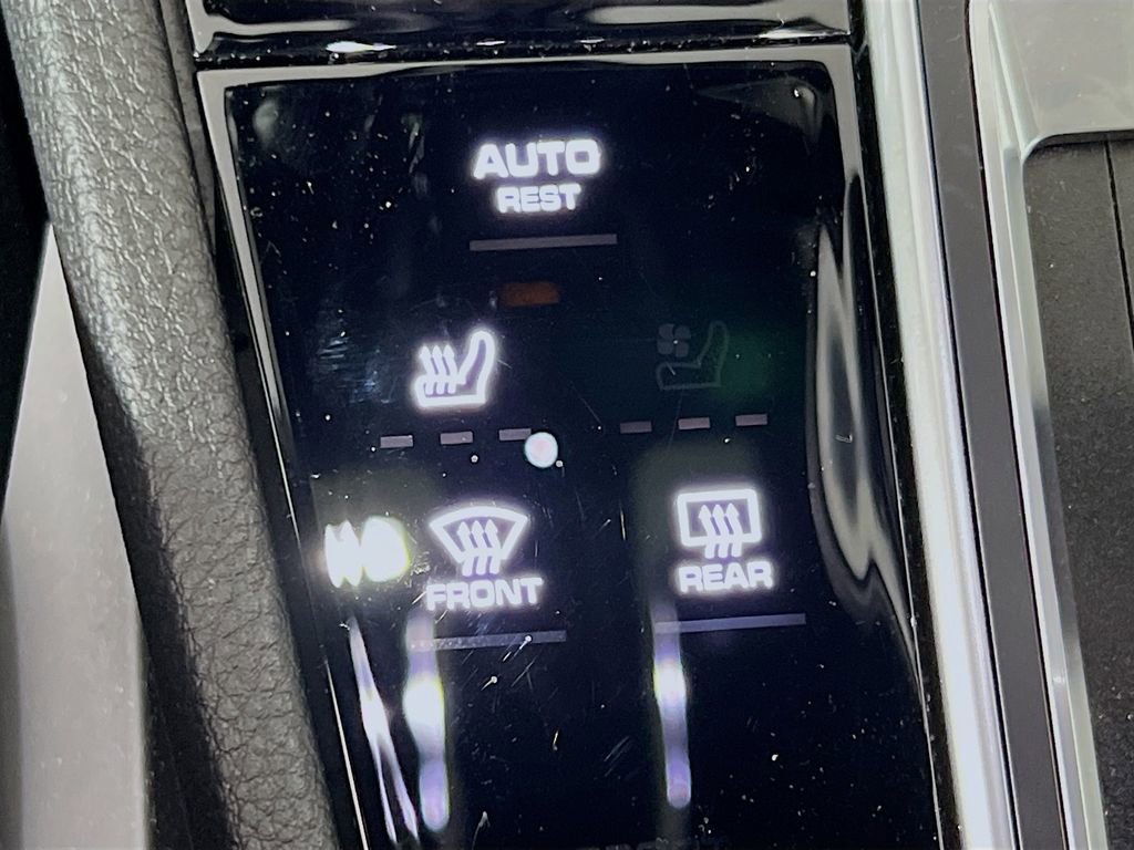 Certified 2023 Porsche Cayenne Coupe image 22