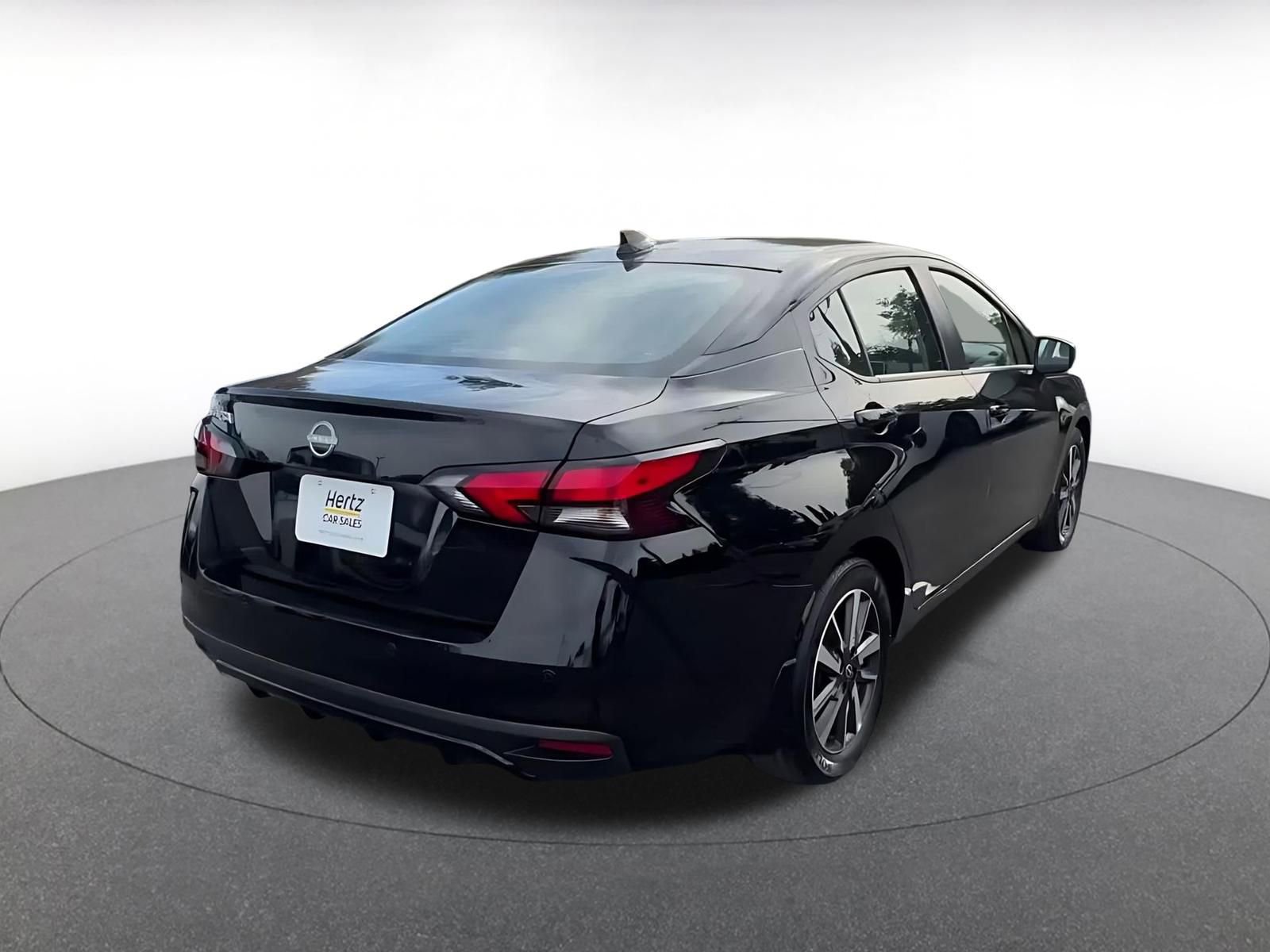 Used 2025 Nissan Versa SV w/ Trunk Package image 14