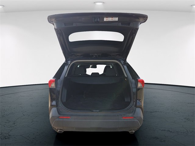 Used 2021 Toyota RAV4 XLE image 13