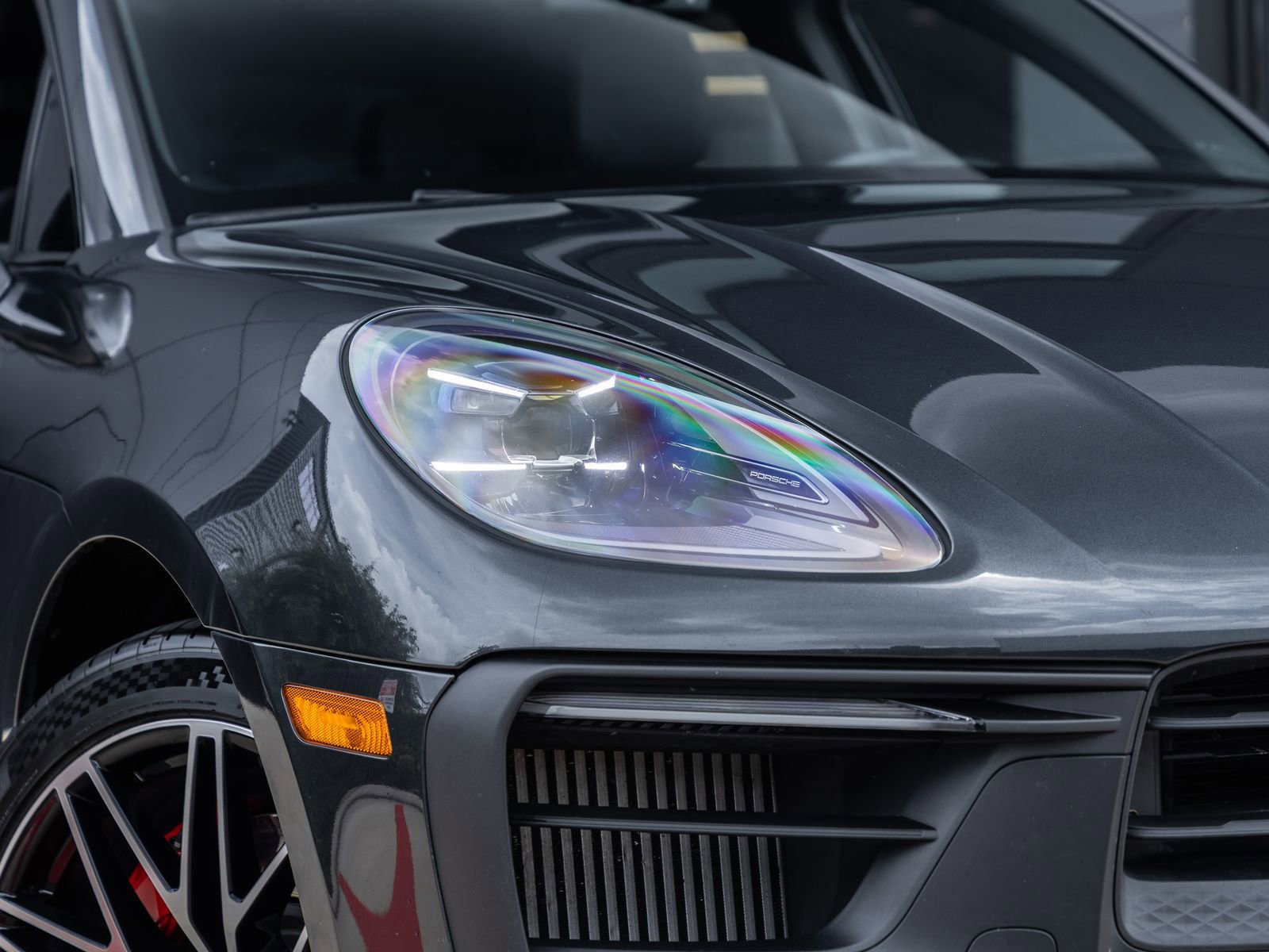 Used 2024 Porsche Macan GTS AWD/4WD image 19