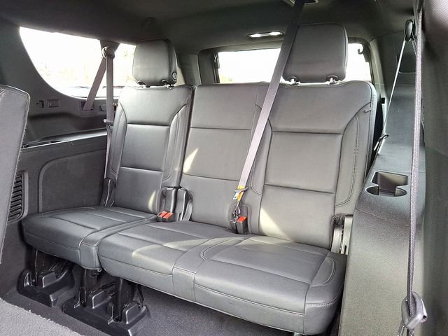 Used 2022 Chevrolet Suburban LT image 10