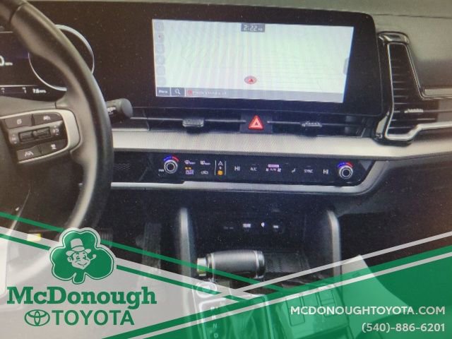 Used 2023 Kia Sportage SX image 14