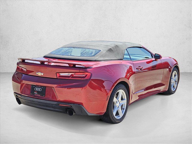 Used 2017 Chevrolet Camaro LT w/ Technology Package RWD image 4