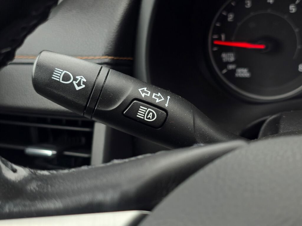 Used 2020 GMC Terrain SLT w/ Preferred Package image 32