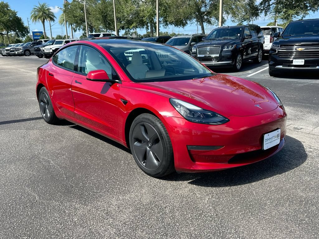 Used 2022 Tesla Model 3 Standard Range RWD image 3