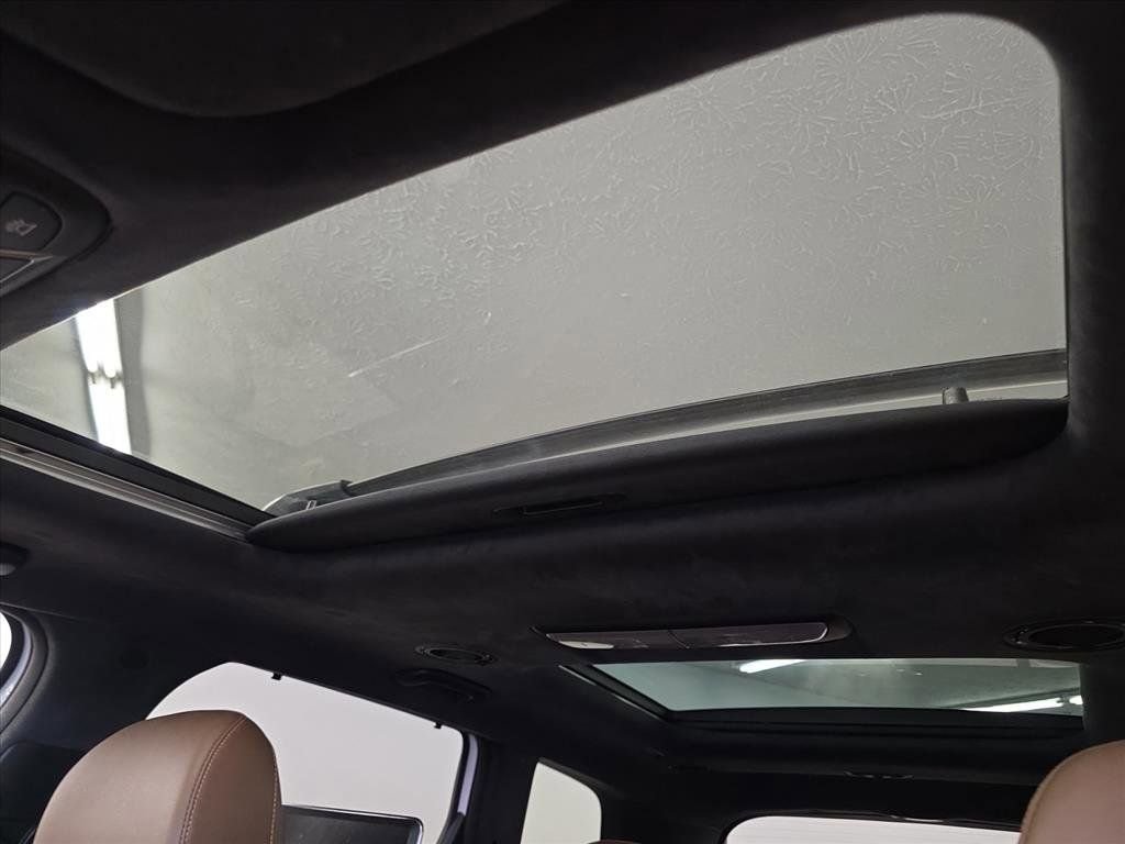 Used 2022 Kia Telluride SX w/ SX Prestige Package image 25