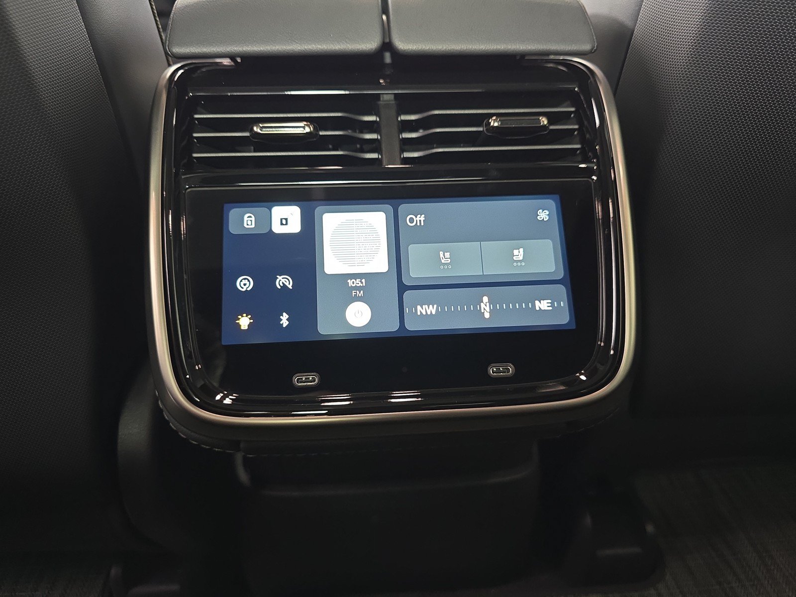 Used 2024 Rivian R1T Adventure AWD/4WD image 28