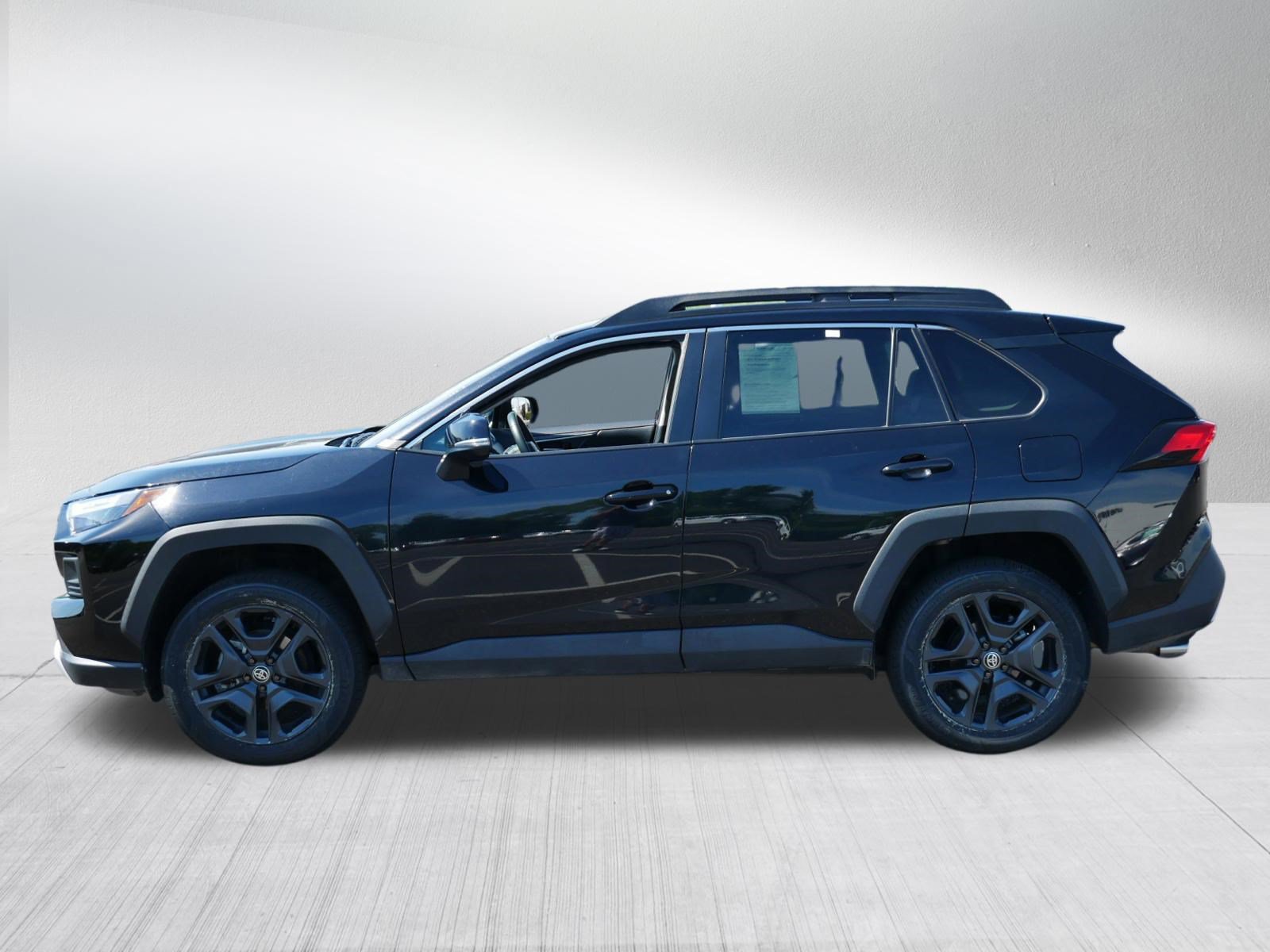 Certified 2024 Toyota RAV4 Adventure AWD/4WD image 4