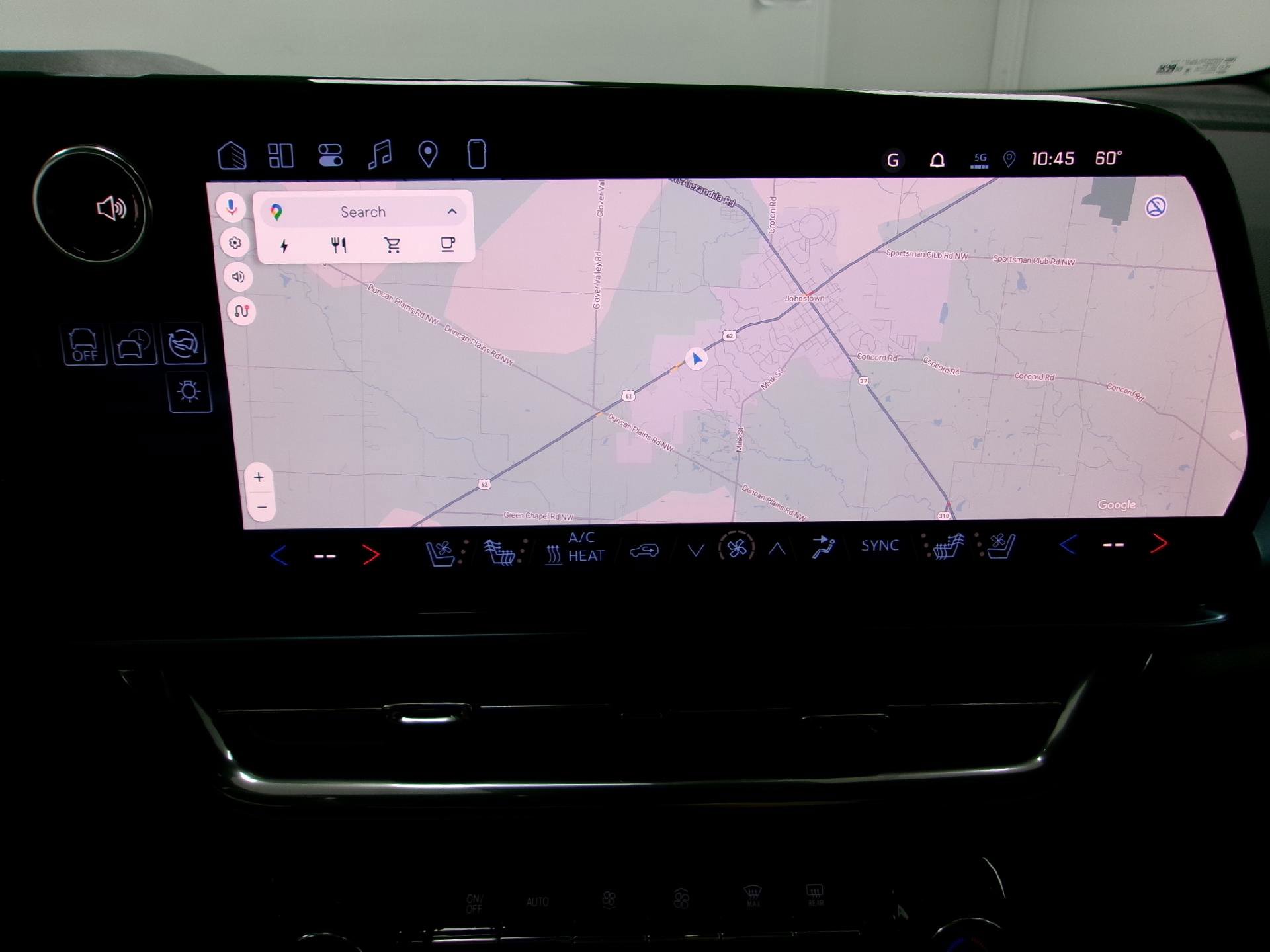 New 2026 Chevrolet Equinox EV LT image 6