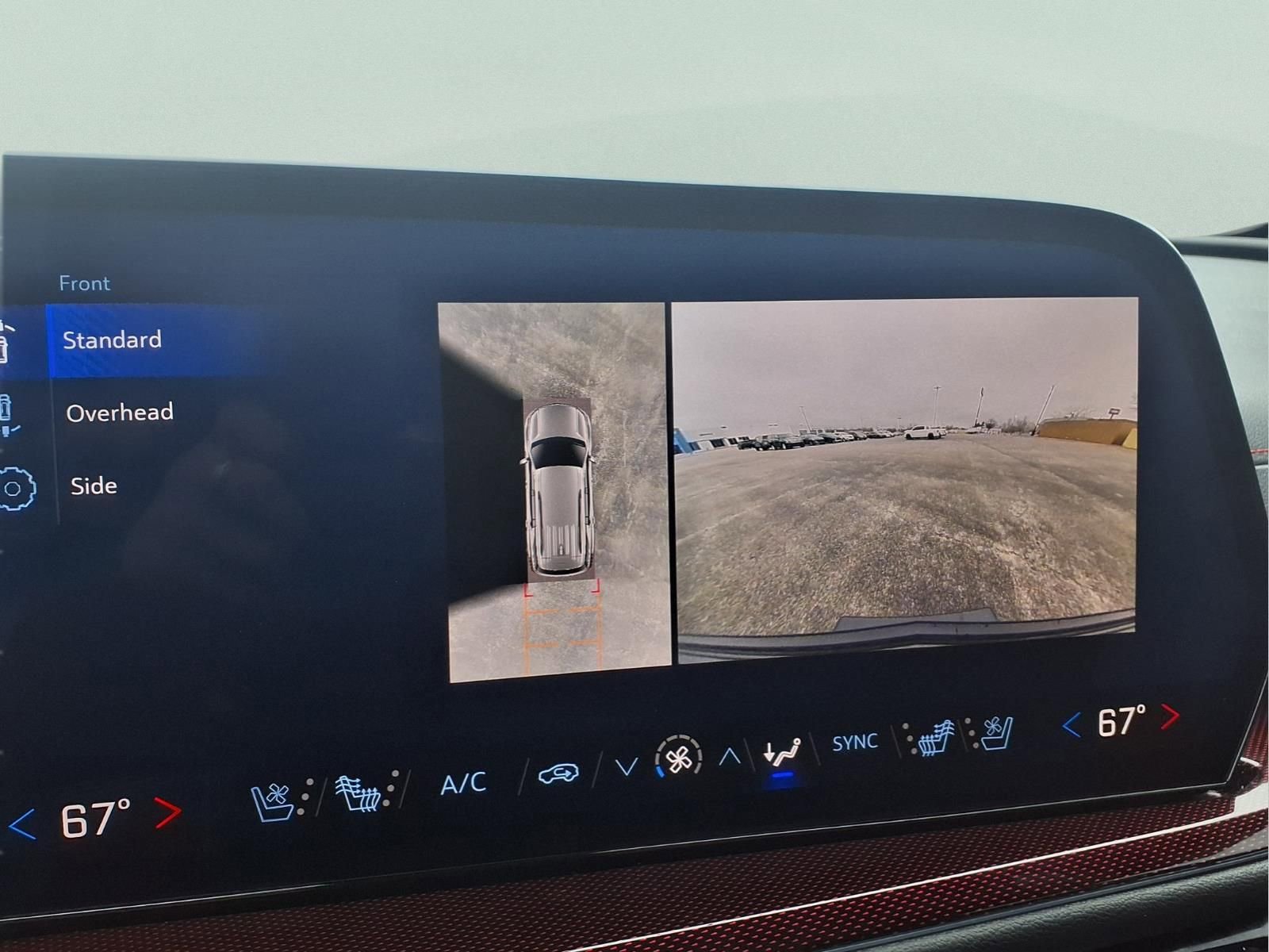 Used 2024 Chevrolet Traverse RS image 11