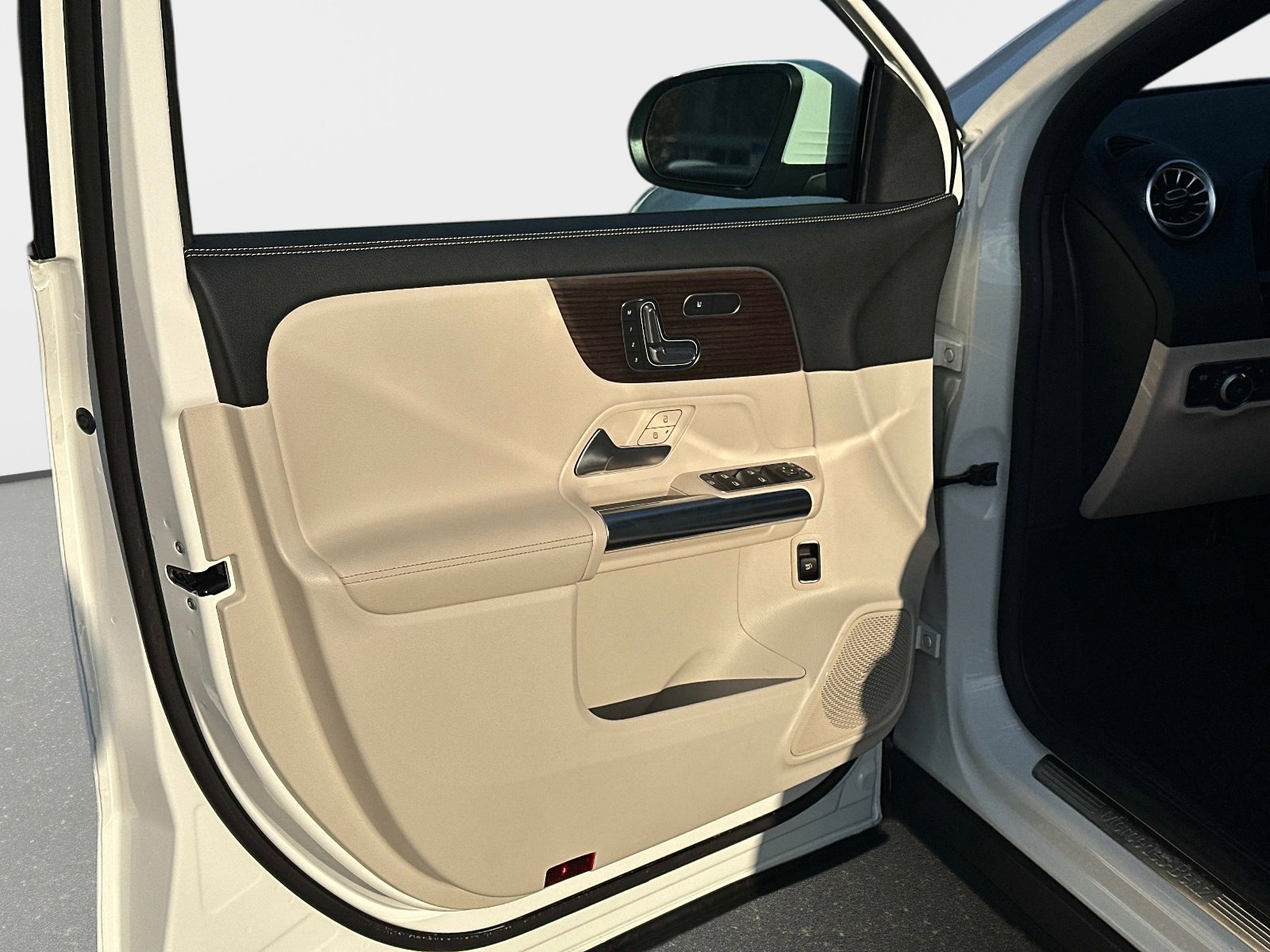 Used 2026 Mercedes-Benz GLA 250 image 16