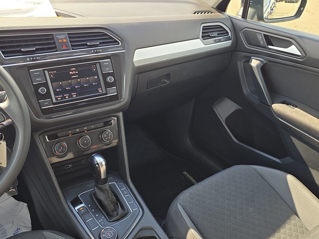 Used 2019 Volkswagen Tiguan S w/ 3rd Row Seat Package AWD/4WD image 30