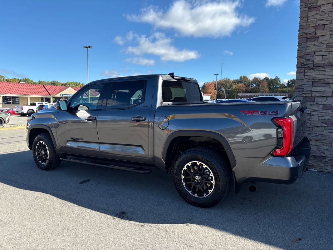 Used 2022 Toyota Tundra SR5 image 4
