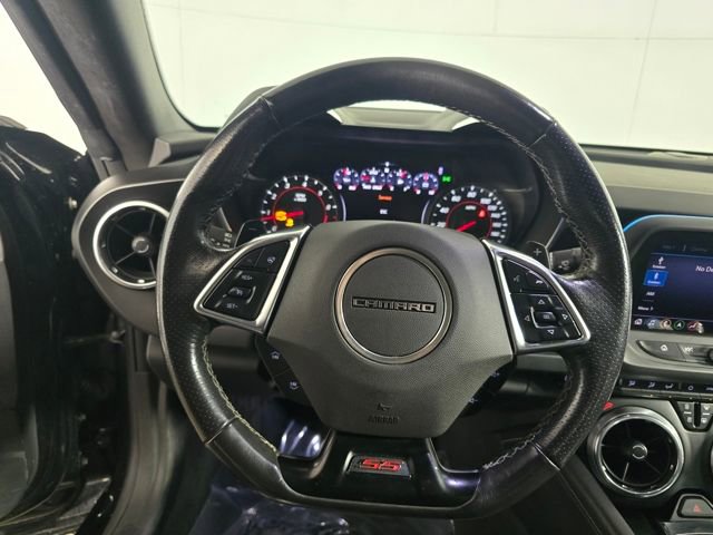 Used 2020 Chevrolet Camaro SS image 11