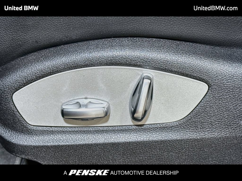Used 2020 Porsche Macan AWD/4WD image 11