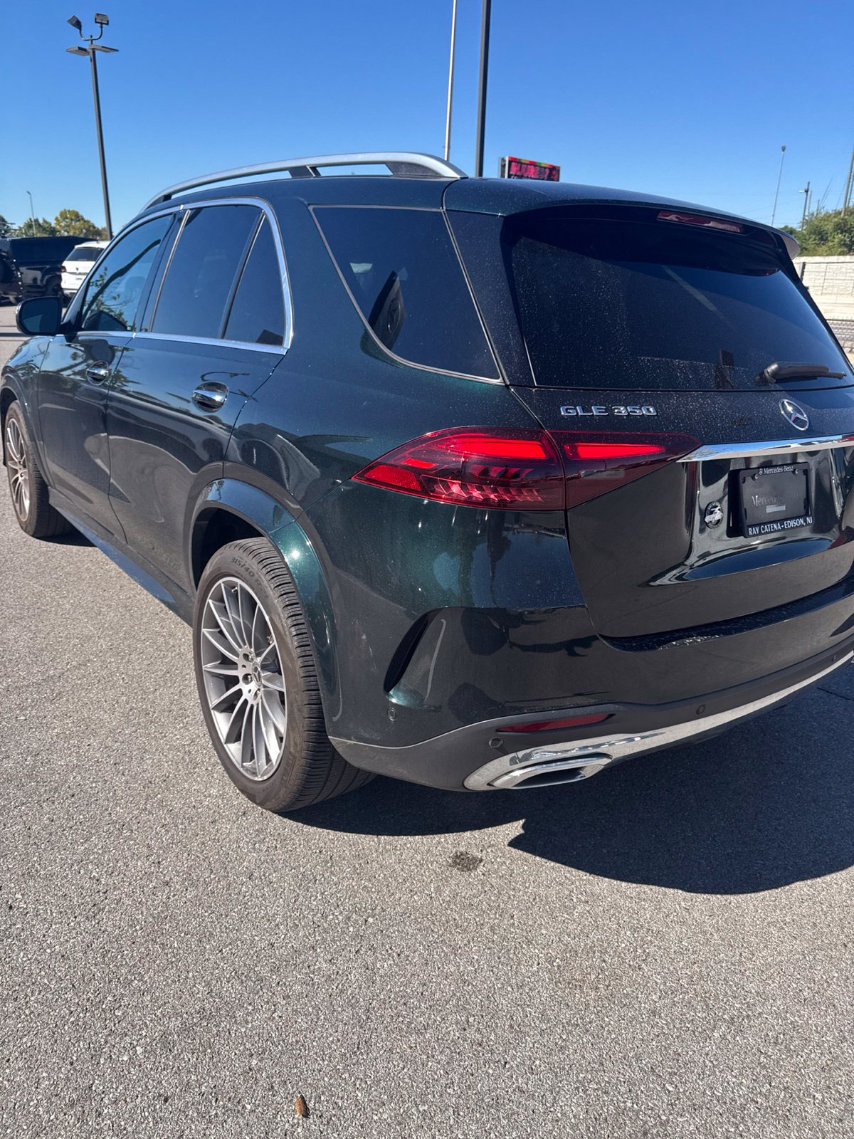 Certified 2024 Mercedes-Benz GLE 350 4MATIC image 3