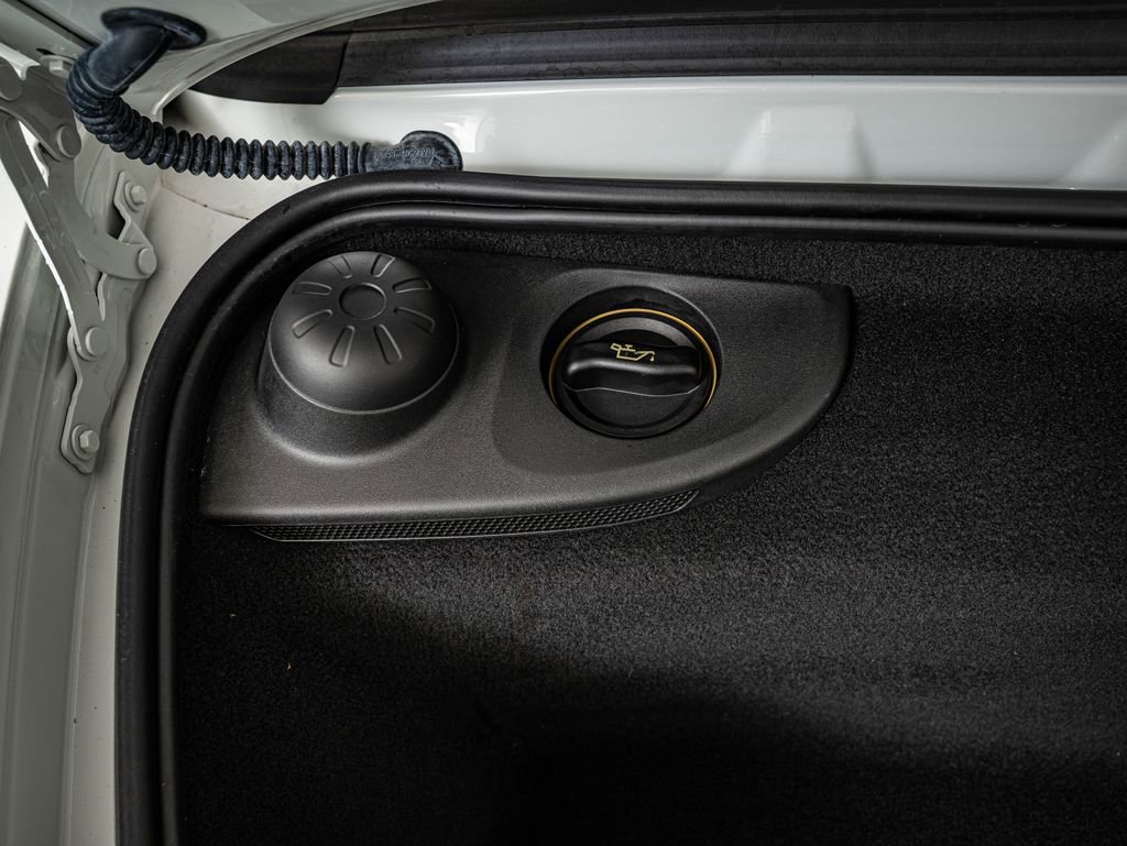 Certified 2019 Porsche 718 Boxster image 46