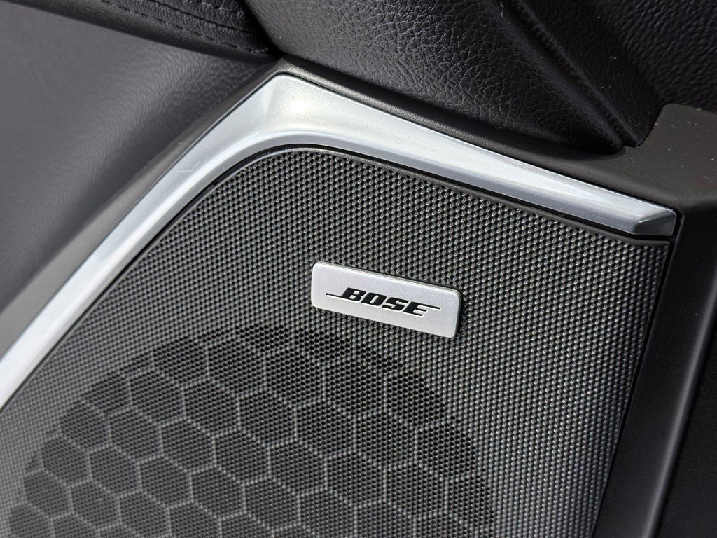 Used 2018 Cadillac Escalade Luxury image 46