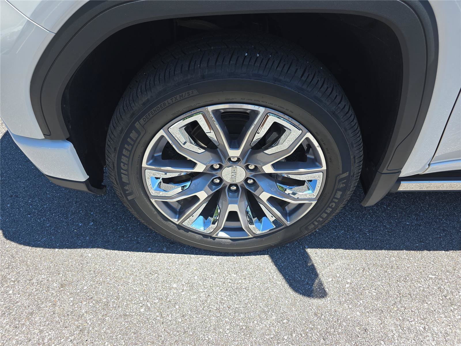 Used 2024 GMC Sierra 1500 Denali AWD/4WD image 10