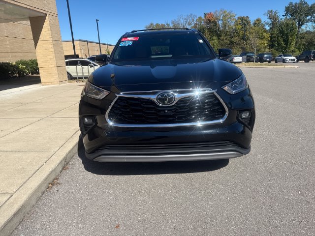 Used 2023 Toyota Highlander Platinum AWD/4WD image 8