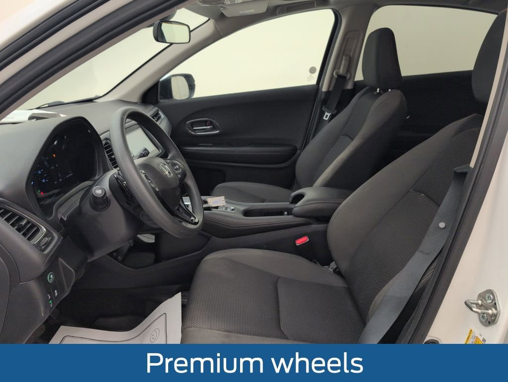Used 2021 Honda HR-V EX image 4