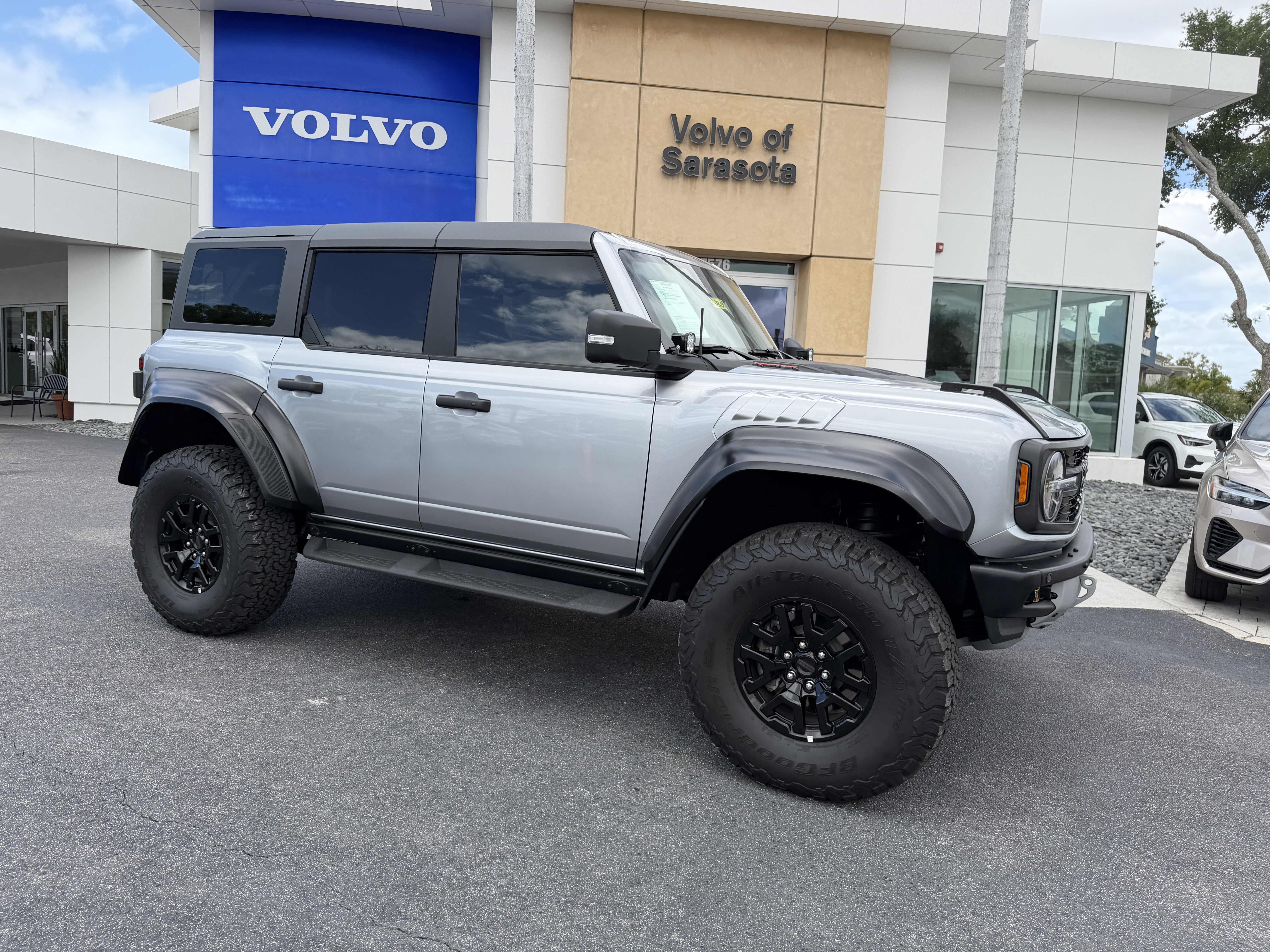 Used 2023 Ford Bronco Raptor image 1