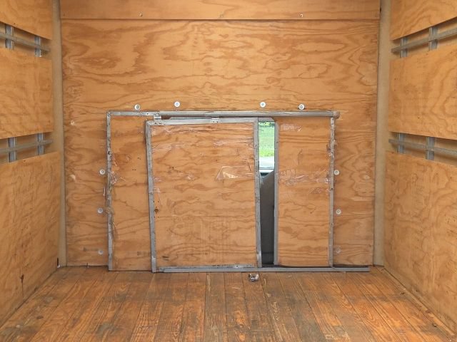 Used 2023 Ford E-450 and Econoline 450 Super Duty RWD image 13