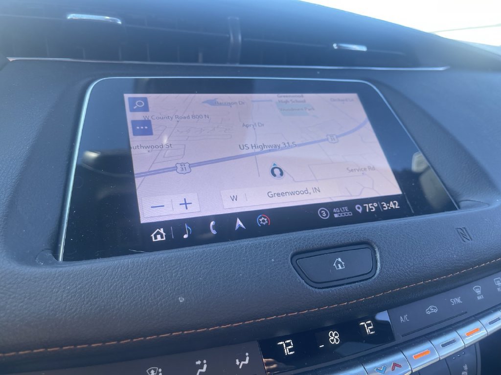 Used 2020 Cadillac XT4 Sport w/ Sun And Sound Package AWD/4WD image 21