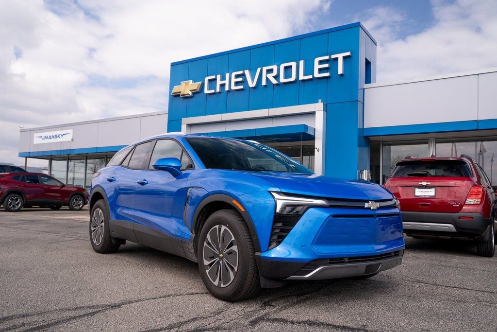 New 2025 Chevrolet Blazer EV LT w/ Super Cruise Package AWD/4WD image 1