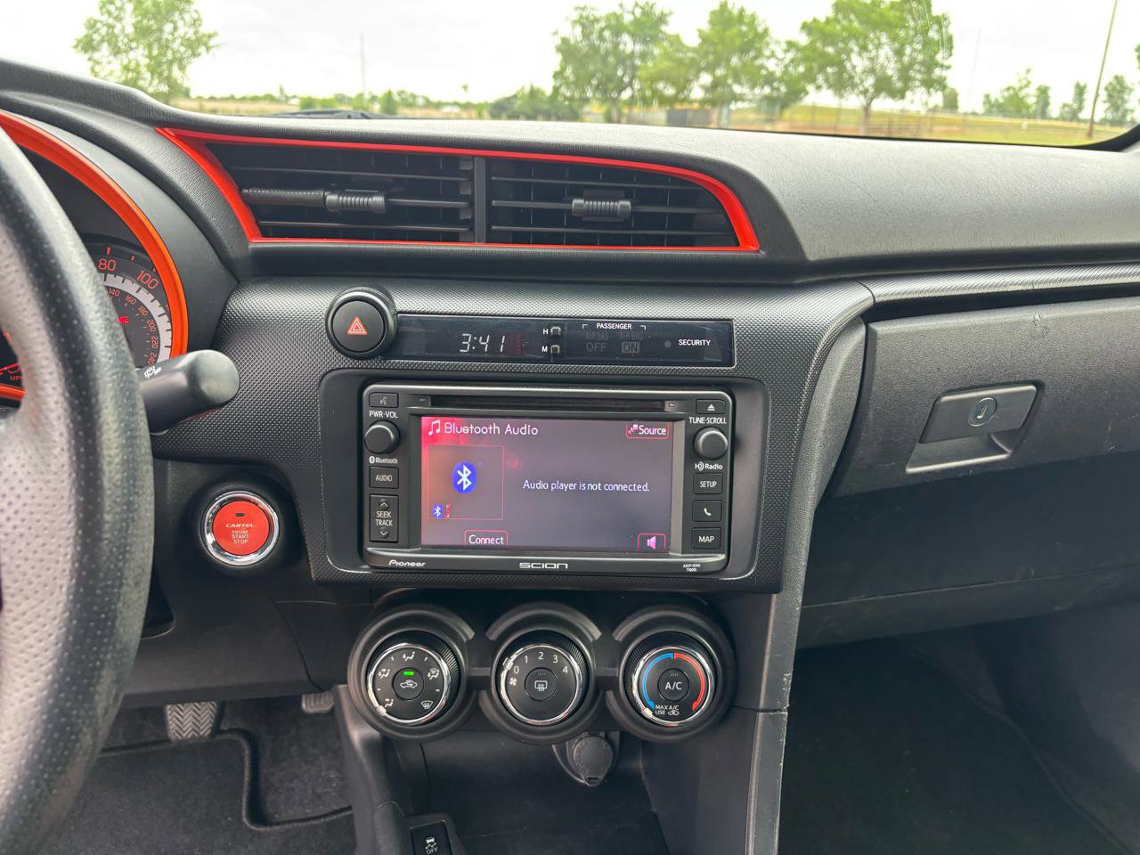 Used 2015 Scion tC FWD image 15