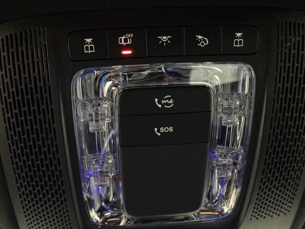 Used 2023 Mercedes-Benz GLA 250 4MATIC image 32