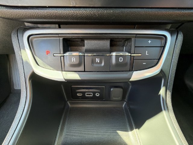 Used 2024 GMC Terrain SLT AWD/4WD image 34