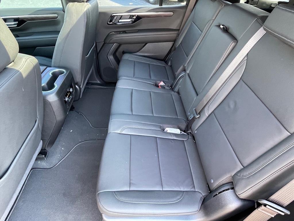 New 2026 Chevrolet Tahoe LT w/ Sun And Tow Package AWD/4WD image 24