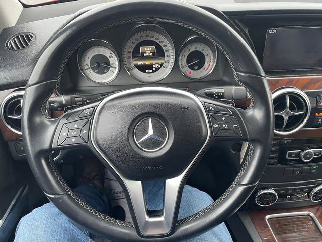Used 2013 Mercedes-Benz GLK 350 4MATIC image 17