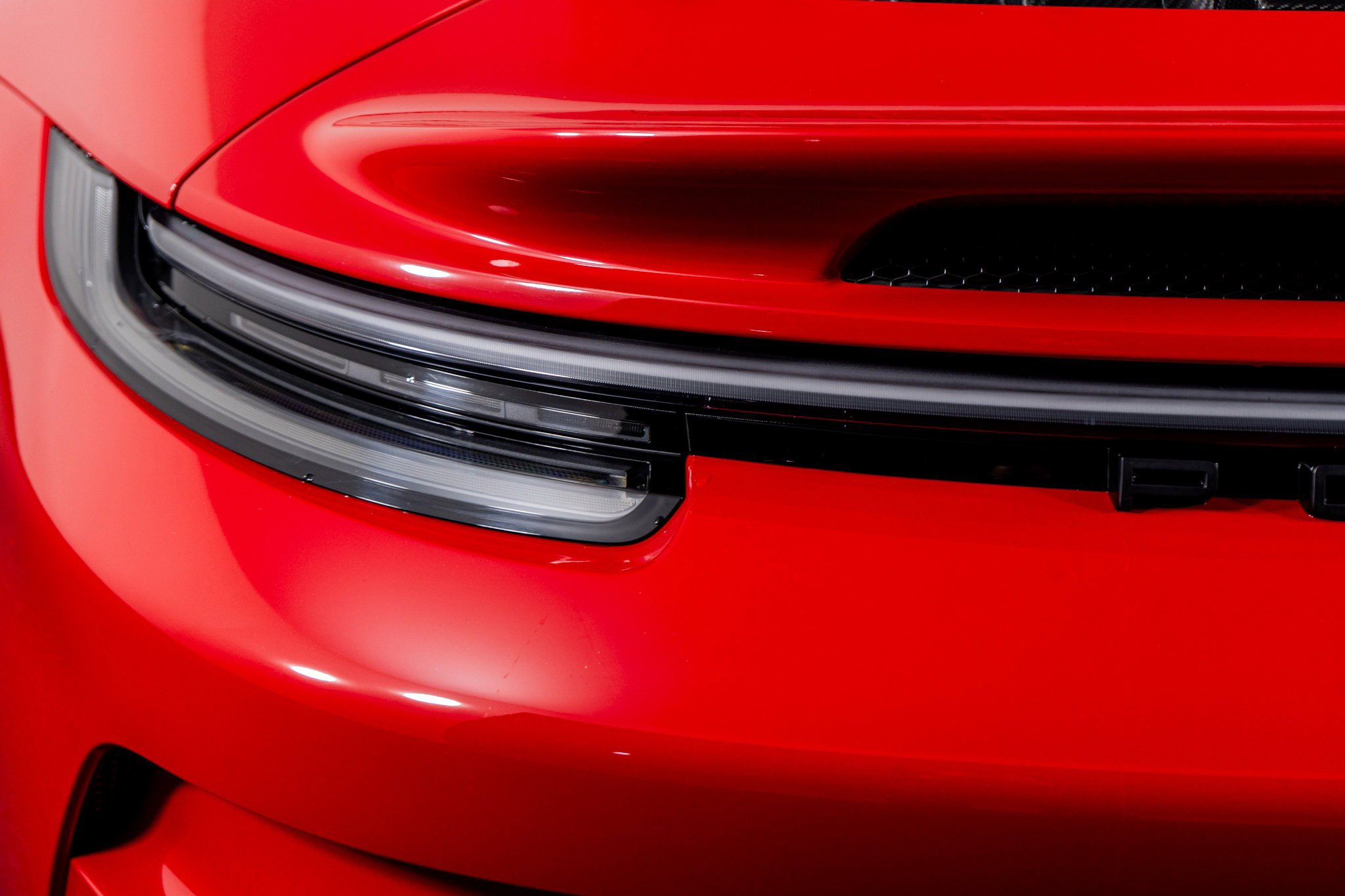 Used 2022 Porsche 911 GT3 RWD image 12