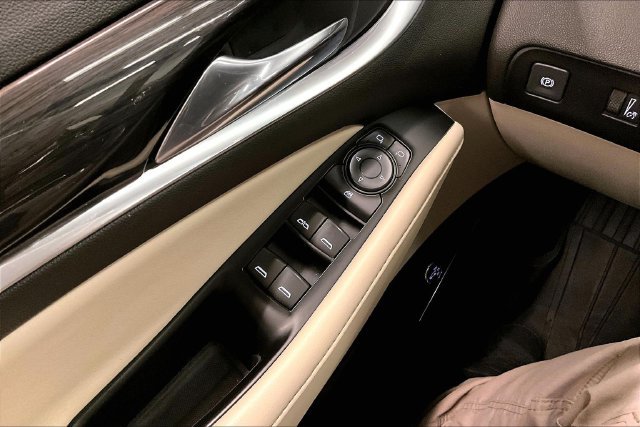 Used 2023 Buick Enclave Essence w/ Experience Buick Package AWD/4WD image 39