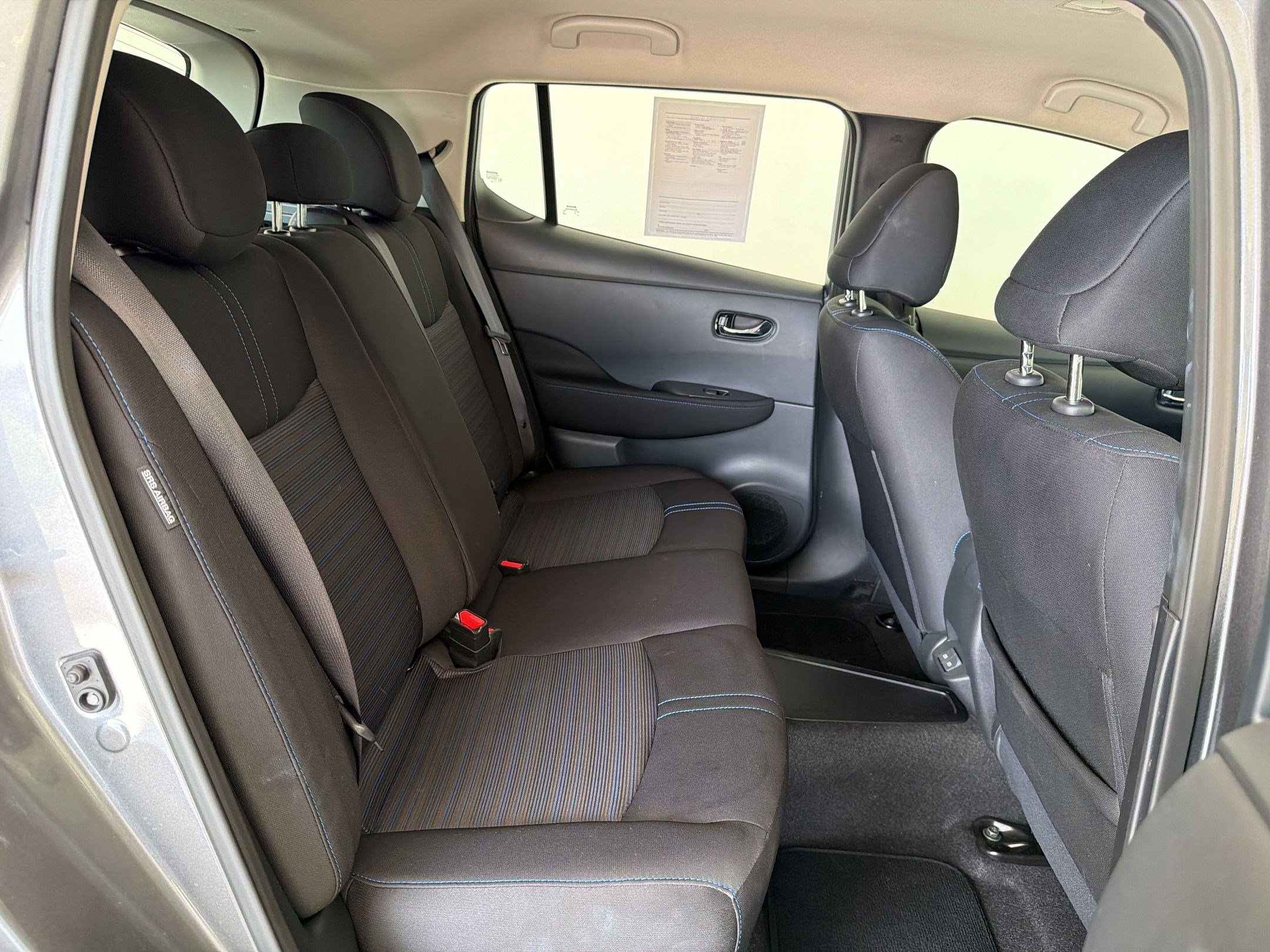 Used 2025 Nissan Leaf S FWD image 29