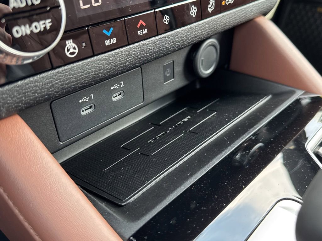 New 2026 Mitsubishi Outlander SEL FWD image 17