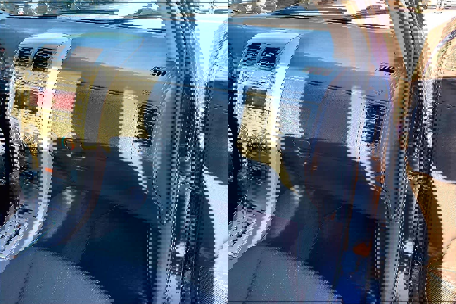 Used 2011 Toyota Corolla S image 18