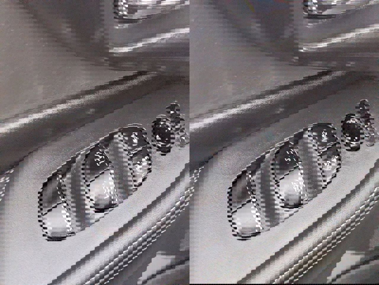 Used 2019 Nissan Murano SL w/ SL Technology Package FWD image 22