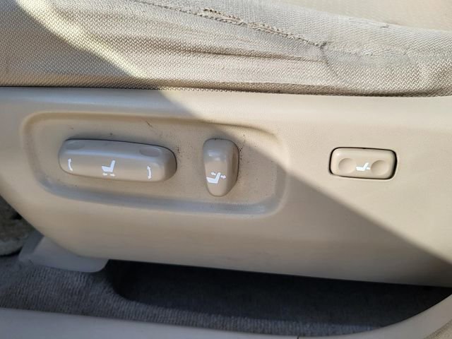 Used 2004 Toyota Highlander V6 image 11