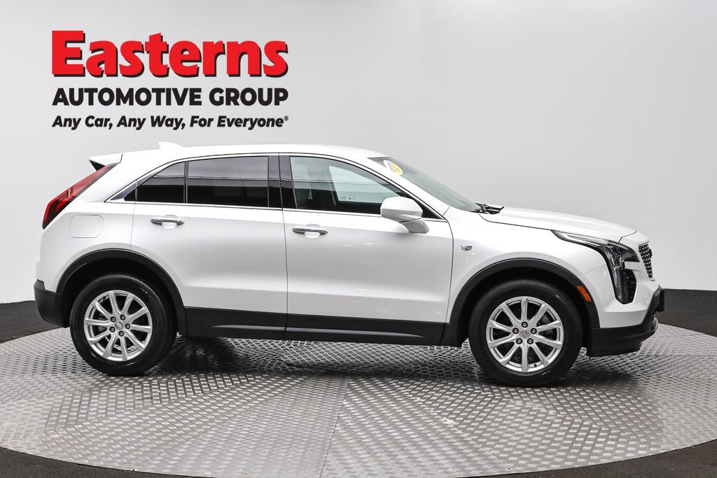Used 2019 Cadillac XT4 Luxury AWD/4WD image 4