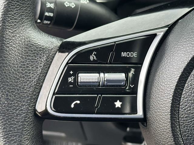 Used 2023 Kia Forte LXS w/ LXS Technology Package image 10