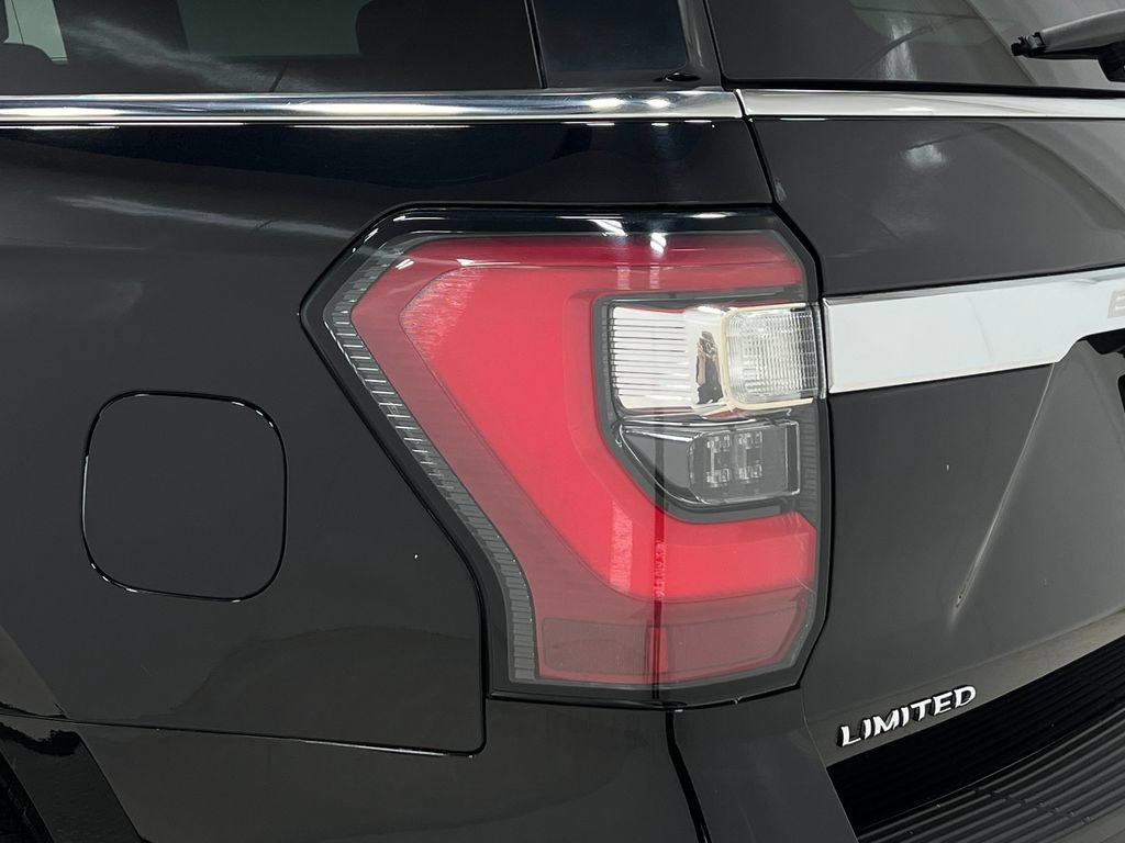Used 2020 Ford Expedition Limited w/ Equipment Group 301A AWD/4WD image 41