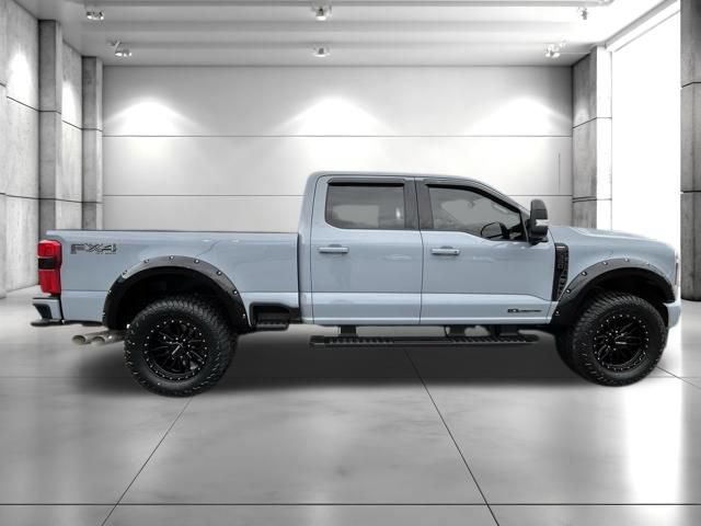 Used 2025 Ford F350 Lariat w/ Black Appearance Package AWD/4WD image 9