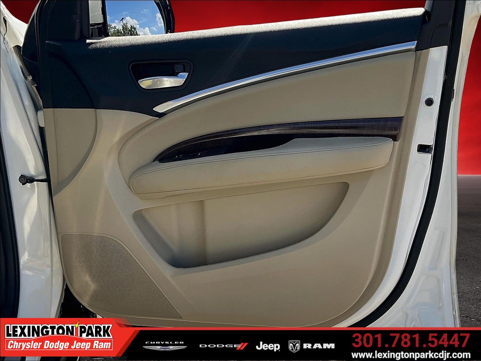 Used 2017 Acura MDX w/ Technology Package AWD/4WD image 28