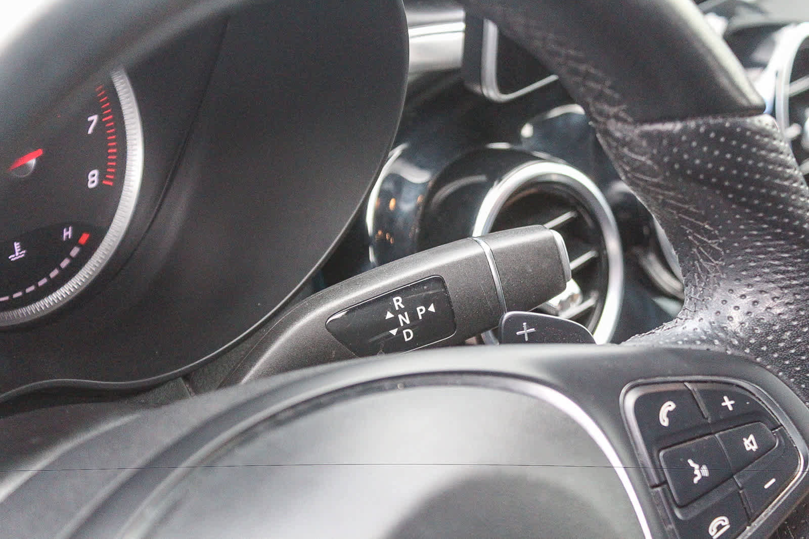 Used 2019 Mercedes-Benz GLC 300 4MATIC Coupe image 19
