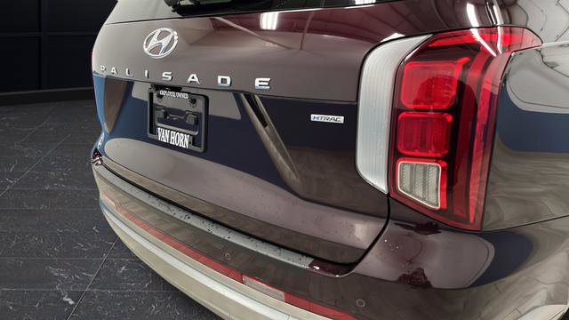 Used 2023 Hyundai Palisade Calligraphy w/ Cargo Package image 35