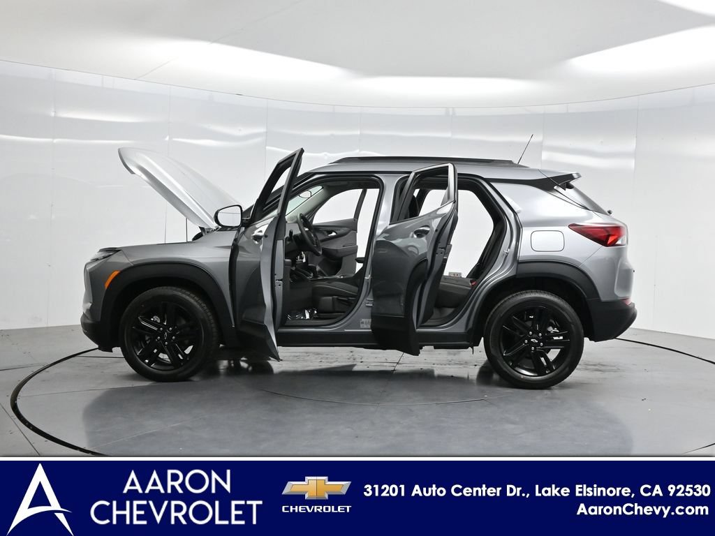 New 2026 Chevrolet TrailBlazer LT w/ Midnight Edition FWD image 48